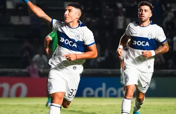 Gimnasia LP goleó a Camioneros y se metió en 16avos de la Copa Argentina