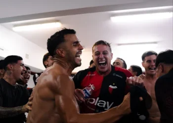 Colón volvió a ganar y es el único líder de la zona A de la Primera Nacional 2026