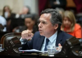 Buscan frenar la resolución que dejó sin transporte gratuito a personas con discapacidad
