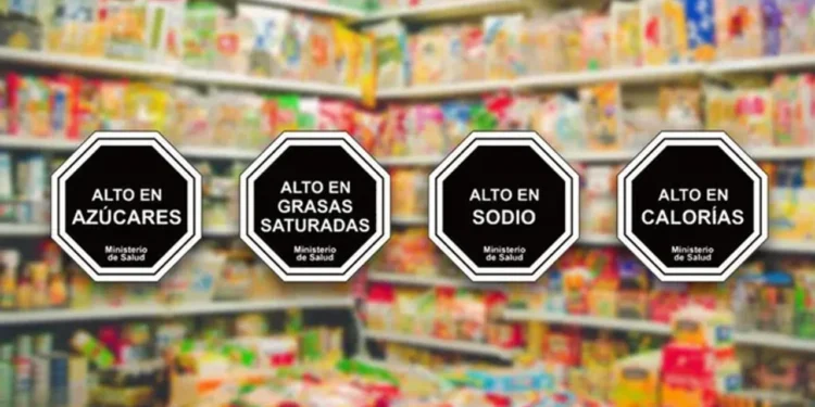 Nutricionistas alertan sobre la eliminación del Etiquetado Frontal: se «hipoteca el futuro» de la salud
