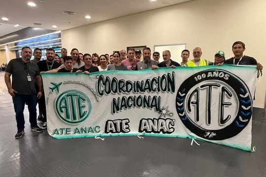Trabajadores de ANAC, EANA y el Servicio Meteorológico convocan a una jornada nacional de protestas en más de 20 aeropuertos