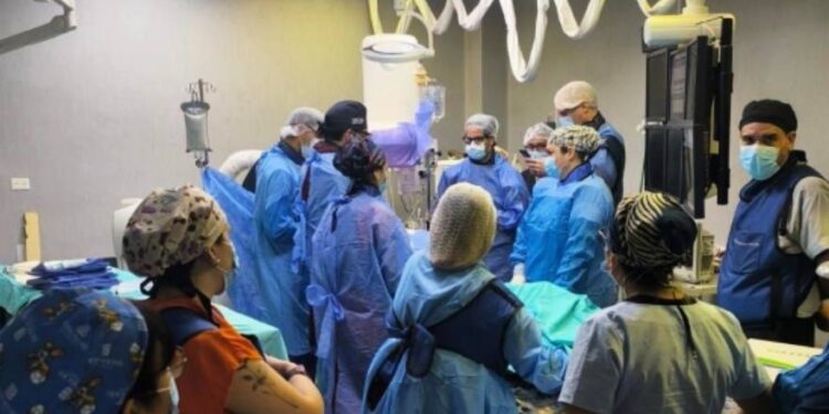 En medio de la crisis del sistema sanitario, la Provincia impulsa una reforma integral de la salud