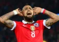 Arturo Vidal se rindió ante Messi, pero lanzó una crítica para la Selección: “Juega solo”