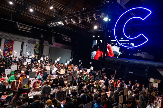 La Feria de Editores celebra sus 15 años con más de 330 editoriales, una fiesta y nuevas iniciativas
