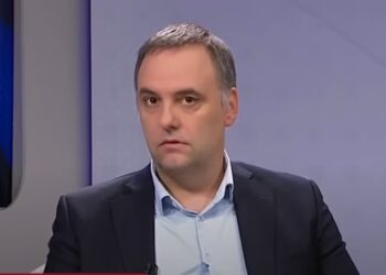Dinero en “negro”, Bitcoins y herencias: la nueva declaración patrimonial de Adorni