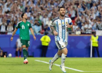 Con una actuación estelar de Messi, Argentina goleó a Argelia en su debut en el Mundial 2026