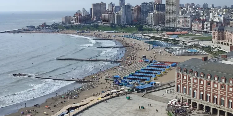 No se va nadie el fin de semana largo: Mar del Plata, Tandil y Córdoba con pocas reservas