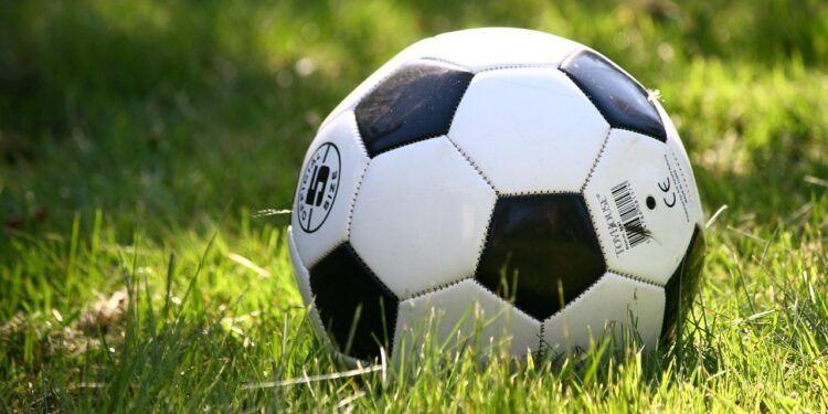 PARTIDOS, ANSIEDAD Y COMIDA: CÓMO EVITAR LOS EXCESOS DURANTE EL MUNDIAL Y CUIDAR LA SALUD