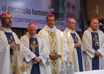 La Iglesia se mete en la discusión por la ley del Gobierno sobre propiedad privada y pide al Congreso que vote en contra