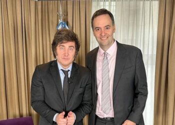 Milei respaldó a Manuel Adorni: “Quedó claro que no mintió»