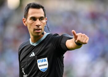 Falcón Pérez y Tello, los árbitros argentinos designados para definir el Grupo A del Mundial 2026