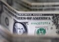 El dólar cerró en junio con el valor más alto en siete meses y parece haber encontrado un nuevo piso