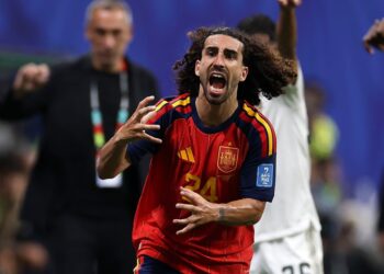 Cucurella deberá cumplir su insólita promesa tras la consagración de España