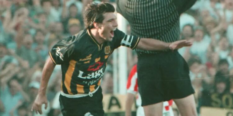 Murió Ceferino Díaz, histórico jugador del ascenso y uno de los primeros capitanes de Alfaro como DT