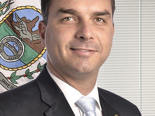 Milei viaja a Brasil: visita San Pablo y se encontrará con Flavio Bolsonaro