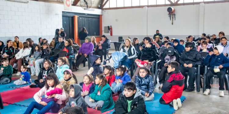 Las vacaciones de invierno se disfrutan con Cine en los Barrios