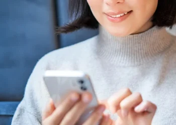 Chatbots con IA mejoran la adherencia a medicamentos en enfermedades crónicas