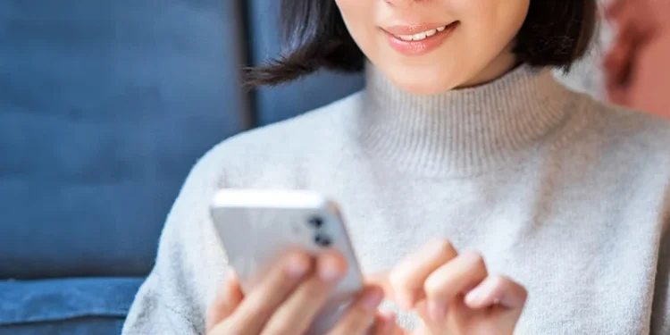 Chatbots con IA mejoran la adherencia a medicamentos en enfermedades crónicas