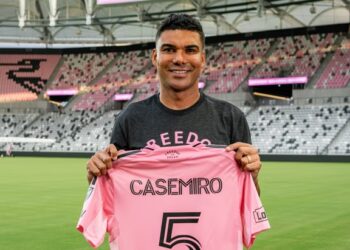 Casemiro llenó de elogios a Messi: “Hay que sacarse el sombrero, es un ejemplo”