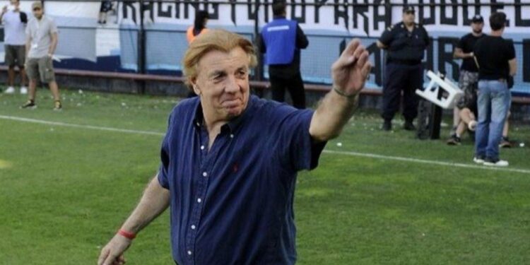 Mostaza Merlo, cerca de volver al fútbol en un club grande