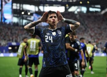 Enzo Fernández: del “duele mucho” por el retiro de Messi al “ojalá que Scaloni renueve”