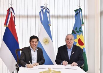 Kicillof se reunió con Passalacqua en Misiones y apuntó contra Milei: “El presidente está lejos de la realidad»