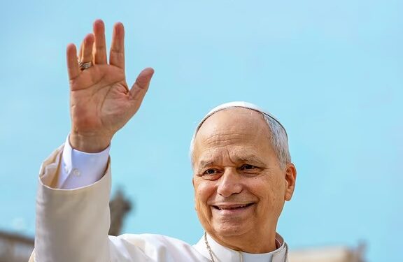 Aerolíneas Argentina realizará todos los traslados de la Comitiva Papal