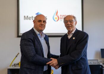 MetroGAS y Fundación Bomberos de Argentina formalizan su alianza para capacitaciones ante emergencias