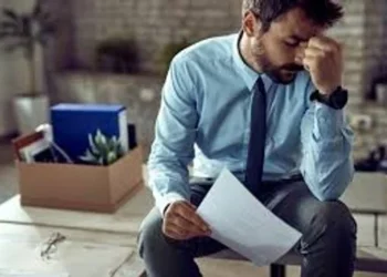 La prestación por desempleo crece casi 30%