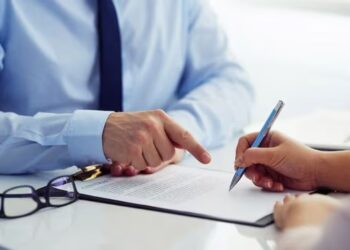 El Gobierno postergó a diciembre los fondos de asistencia laboral