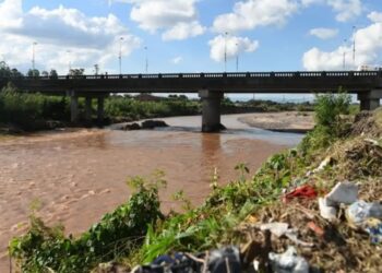 Tucumán: revelaron contaminación fecal en el Salí hasta 2.400 veces sobre la referencia