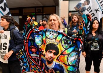 Maradona: tras los pedidos de prisión contra Luque y Cosachov, continúan los alegatos de las querellas