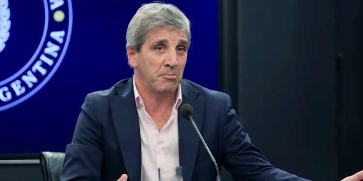Caputo, sobre el apoyo de Bessent: “No hay que saber de economía, es sentido común”