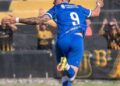 Godoy Cruz goleó a Mitre y le puso picante al ascenso en la Primera Nacional