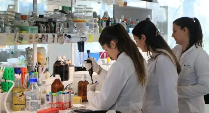 Lanzan convocatoria para profesionales de hospitales bonaerenses