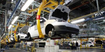 ¿Cuál fue el volumen alcanzado por la producción de autos en septiembre?